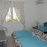 Сasa de vacaciones Lovely Townhouse, Swimming Pool