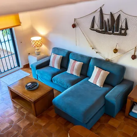 Lovely Townhouse, Swimming Pool Dom wakacyjny Marbella