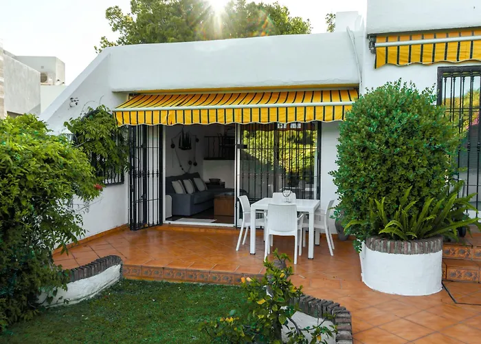 Lovely Townhouse, Swimming Pool Casa vacanze Marbella