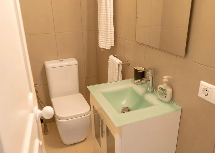 Lovely Townhouse, Swimming Pool 펜션 *