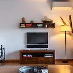 Lovely Townhouse, Swimming Pool Feriehus