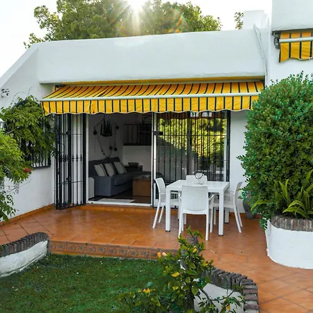 Lovely Townhouse, Swimming Pool Tatil Evi Marbella